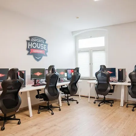 Esports House Germany Apartment *